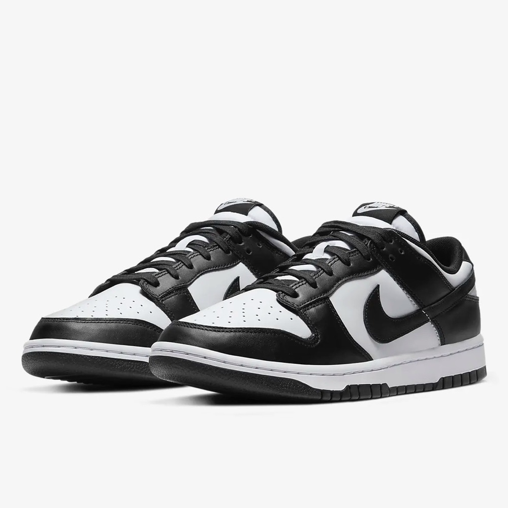 Nike Dunk Low Pandas